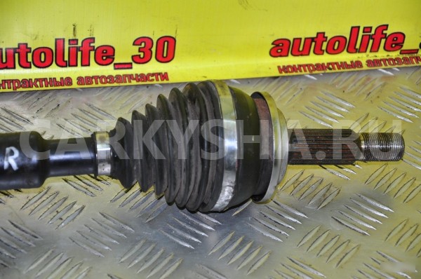 Полуось (привод в сборе) Toyota Prius 