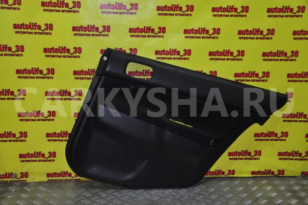 Обшивка двери Mitsubishi Lancer 