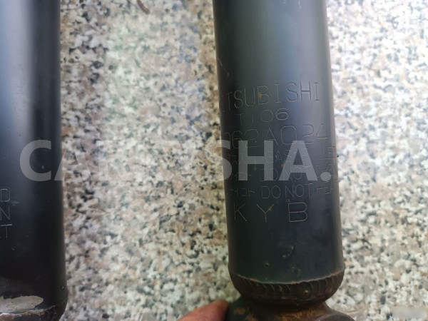 Амортизатор Митцубиси Паджеро 4 Mitsubishi Pajero Mitsubishi i оригинальный номер 4062A024