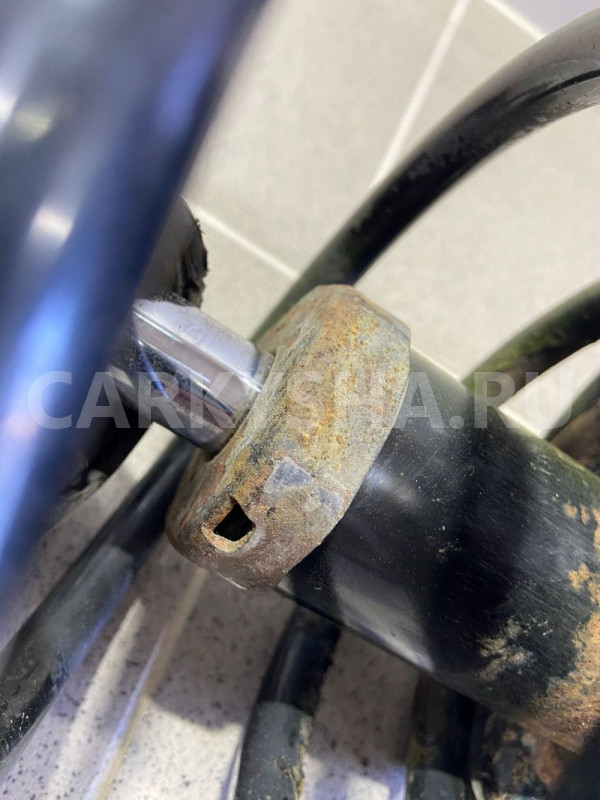 Амортизатор передний правый Hyundai Accent G4EC Hyundai Accent оригинальный номер 5466025150