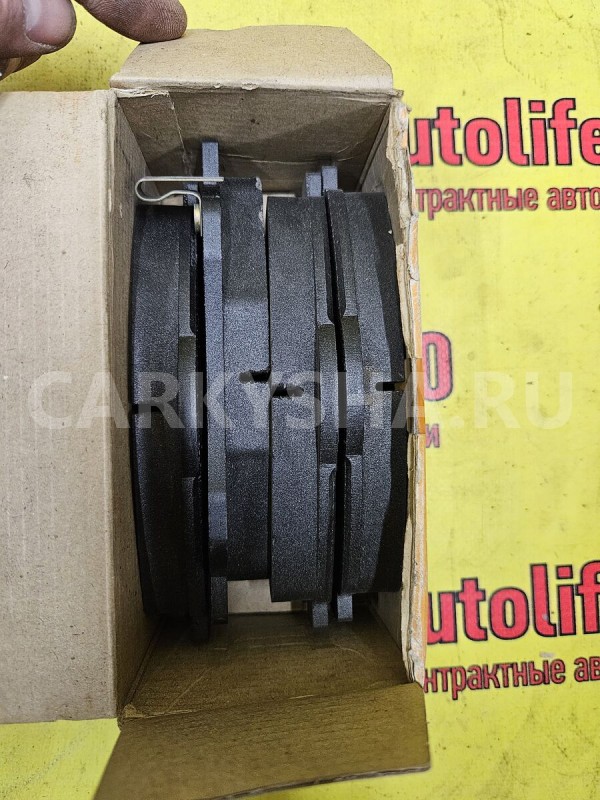 Колодки тормозные Toyota Avensis 
