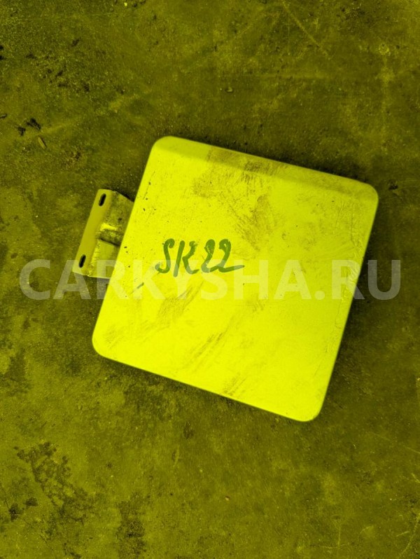 Лючок бензобака Nissan Vanette 