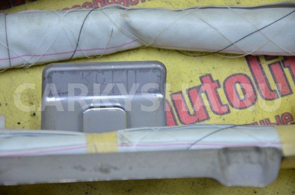 Подушка безопасности боковая (шторка) Toyota Auris 