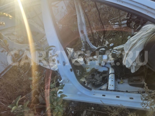 Стойка кузова средняя Hyundai i30 