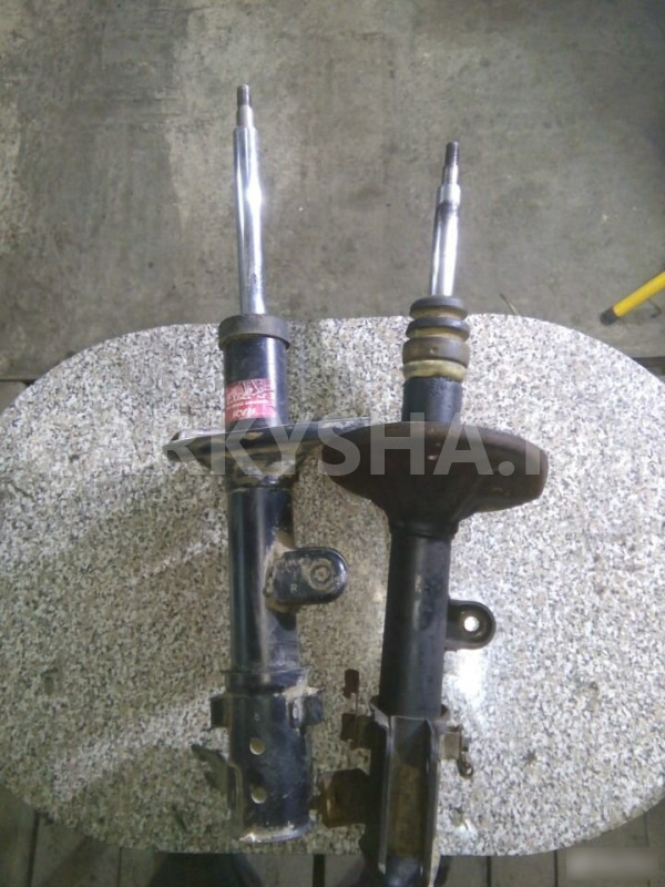 Амортизатор передний левый правый Хундай Туксан Hyundai Tucson оригинальный номер 546512E500