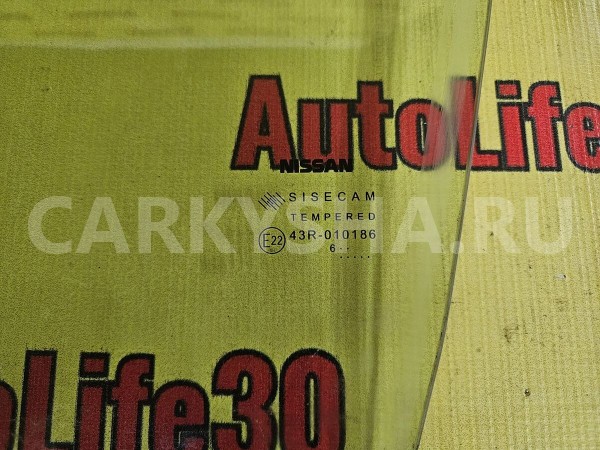 Стекло двери передней левой Nissan Almera 