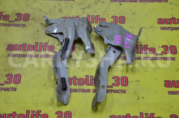 Петля капота Kia Cee'd 