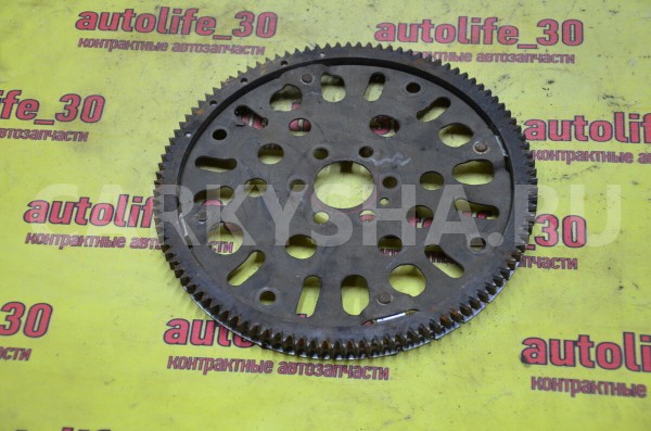 Маховик Nissan March 