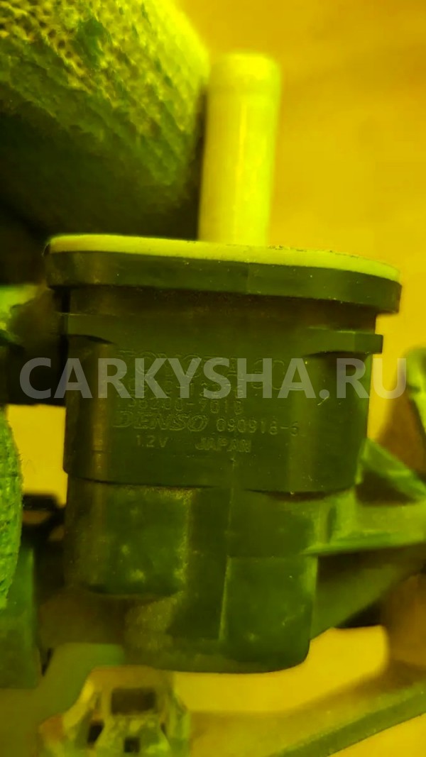 Вакуумный клапан Toyota Noah 