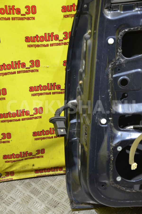 Дверь задняя правая Mitsubishi Colt 