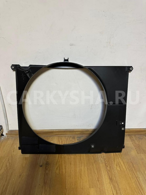 Диффузор вентиляторов Toyota Land Cruiser 200 Series оригинальный номер 16711-51021