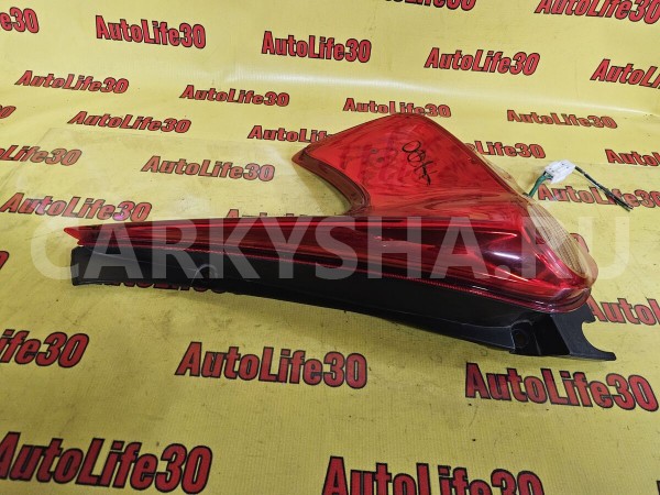 Фонарь задний правый Nissan Juke 