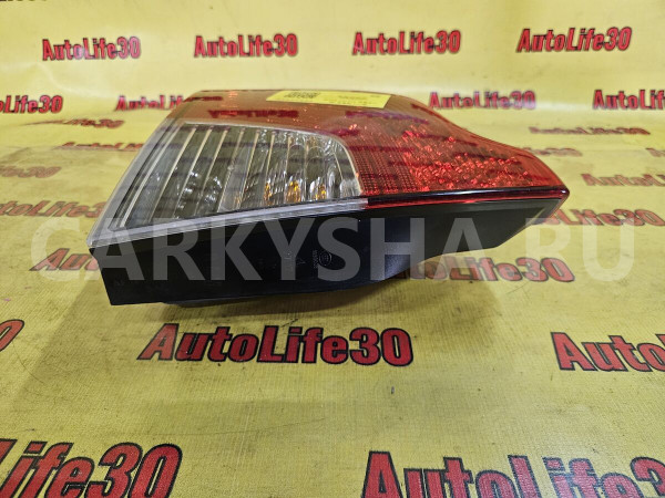 Фонарь задний левый Volvo S40 оригинальный номер 30763492
