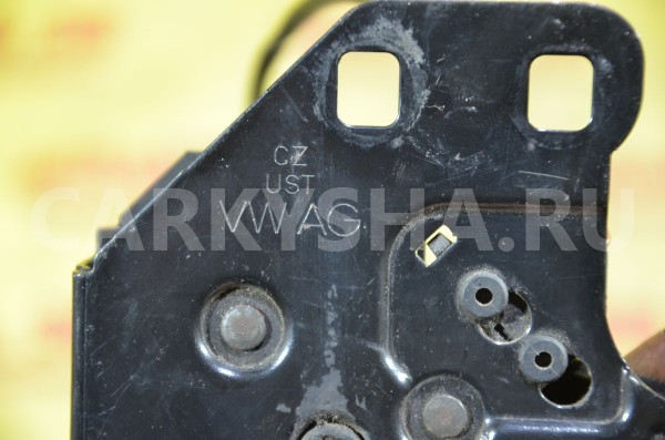 Замок капота Porsche Cayenne 