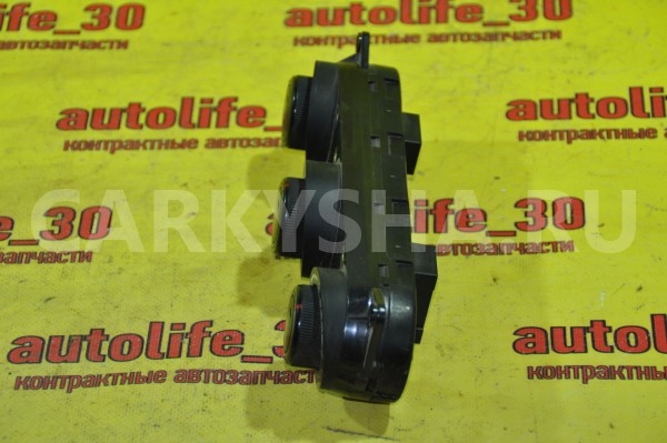 Блок управления отопителем Kia Cee'd 