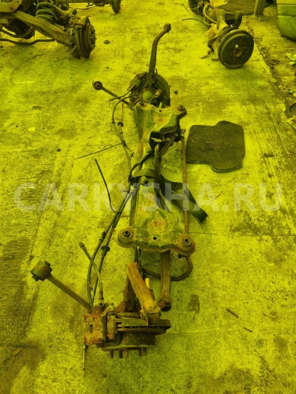 Балка Mitsubishi Diamante 