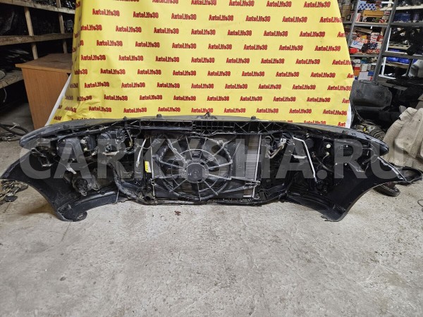 Панель передняя Hyundai Santa Fe 