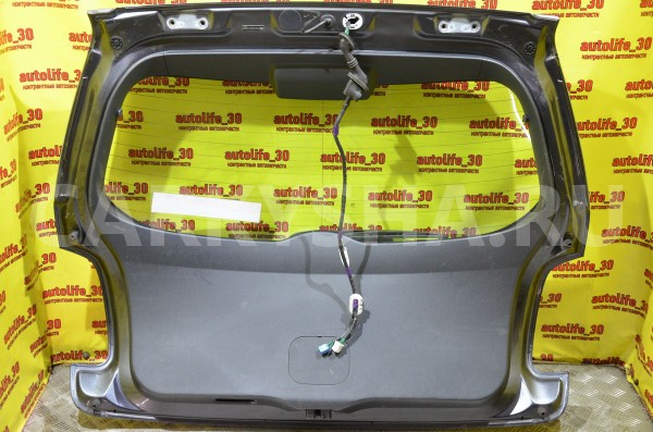 Дверь багажника Toyota Auris 