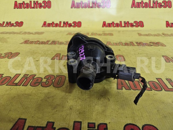 Корпус термостата Volvo S40 