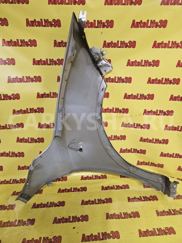 Крыло переднее левое Nissan Juke 