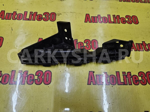 Крепеж бампера Kia Cee'd 