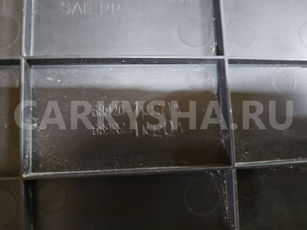 Накладка центральной консоли Nissan Juke 