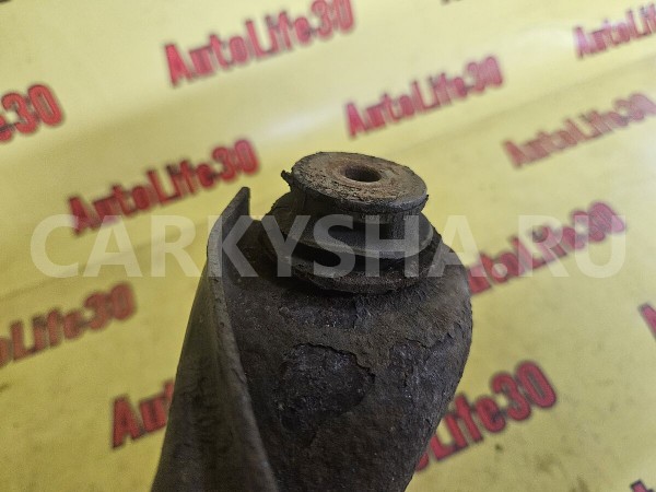 Рычаг передний верхний левый Mazda 6 