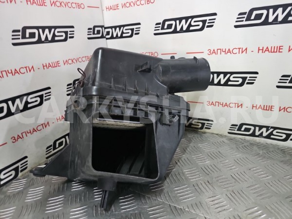 Корпус воздушного фильтра Lexus IS 