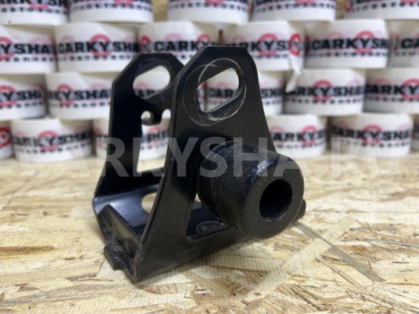 Кронштейн опоры двигателя передний Toyota RAV 4 IV (CA40) оригинальный номер 12311-26130