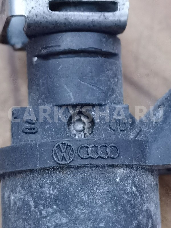 Форсунка инжекторная электрическая Audi 200 