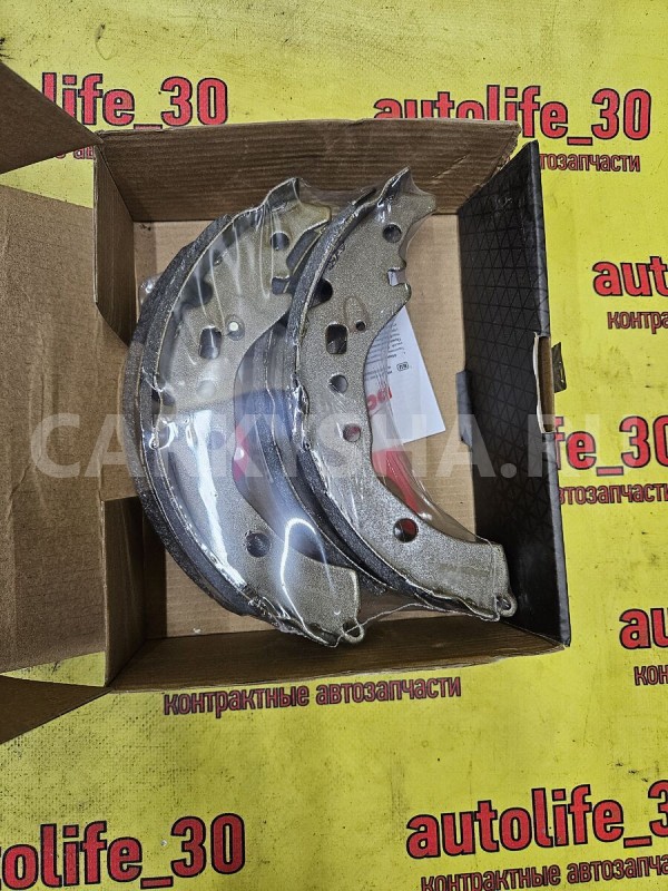 Колодки тормозные Toyota Aqua 