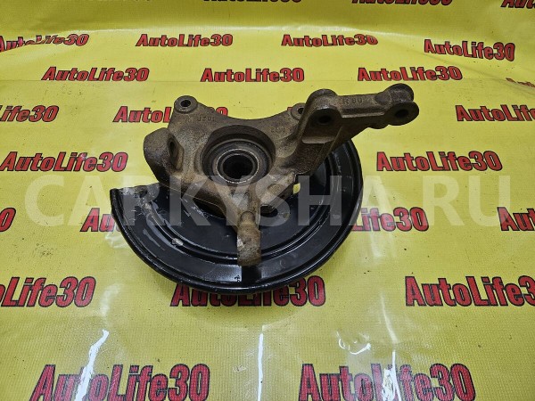 Кулак поворотный передний правый Renault Duster 