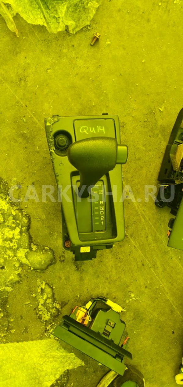 Селектор акпп Nissan Bluebird 