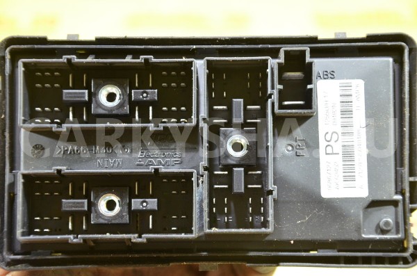 Блок предохранителей под капот основной Chevrolet Aveo 