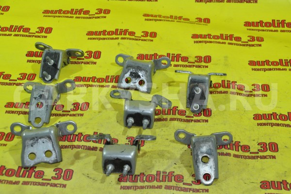 Петля двери Honda Accord 