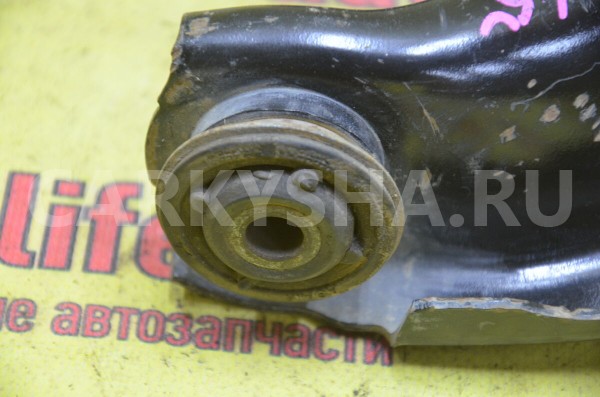 Рычаг передний левый Nissan Almera 