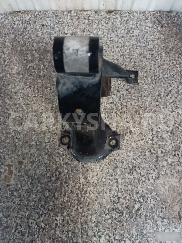 Опора задняя Митцубиси Лансер 9 Mitsubishi Lancer Mitsubishi i оригинальный номер 1092А077