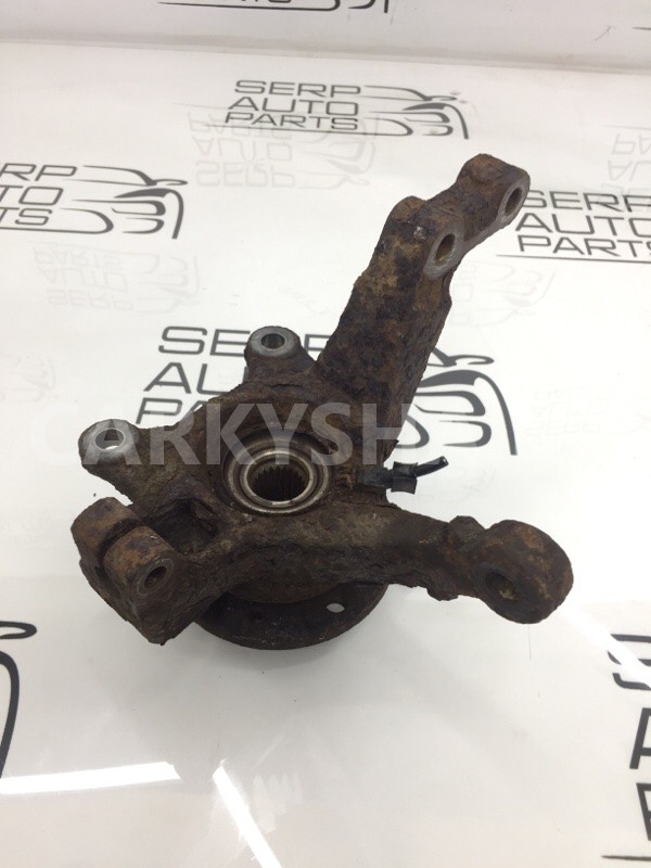 Поворотный кулак передний правый Nissan Note E11 Nissan Note 