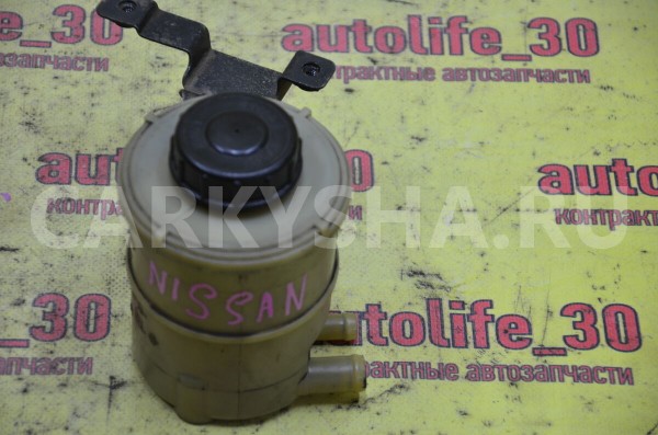 Бачок ГУР Nissan Almera 